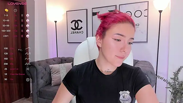 Snapshot of kendaall_jenner_ chatting on March 2025 06:35:02 AM kendaall jenner online show from March 2025 06:35:02 AM