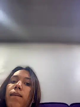 Snapshot of Nikol_Rang__ chatting on October 2025 05:00:01 PM Nikol Rang online show from October 2025 05:00:01 PM