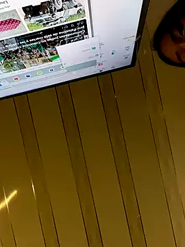 Snapshot of Nikol_Rang__ chatting on October 2025 08:39:01 PM Nikol Rang online show from October 2025 08:39:01 PM