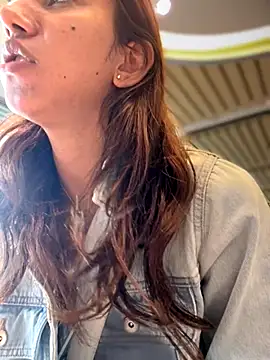 Snapshot of Nikol_Rang__ chatting on October 2025 09:03:02 PM Nikol Rang online show from October 2025 09:03:02 PM