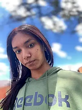 Snapshot of Nikol_Rang__ chatting on October 2025 04:19:01 PM Nikol Rang online show from October 2025 04:19:01 PM