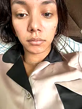 Snapshot of Nikol_Rang__ chatting on October 2025 02:18:02 PM Nikol Rang online show from October 2025 02:18:02 PM