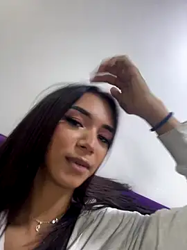 Snapshot of Nikol_Rang__ chatting on November 2025 06:30:01 PM Nikol Rang online show from November 2025 06:30:01 PM