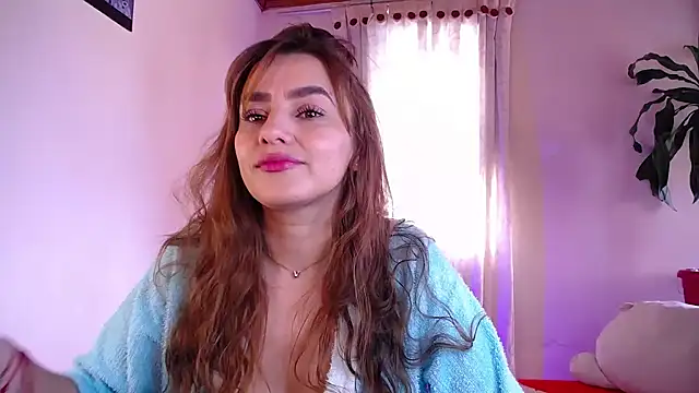 Snapshot of Lu_perez chatting on October 2025 04:58:02 PM Lu perez online show from October 2025 04:58:02 PM