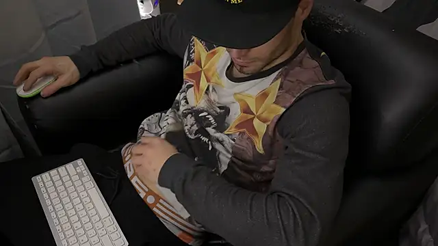 hot shot 13 online show from January 2025 10:24:01 PM