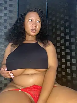 Snapshot of MayaPassion chatting on January 2025 08:11:01 AM MayaPassion online show from January 2025 08:11:01 AM