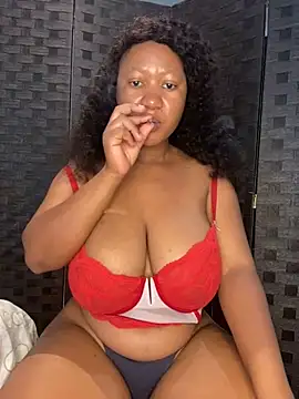 Snapshot of MayaPassion chatting on January 2025 07:32:02 AM MayaPassion online show from January 2025 07:32:02 AM