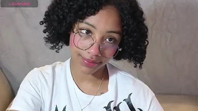 Violeth b online show from October 2025 12:49:02 PM