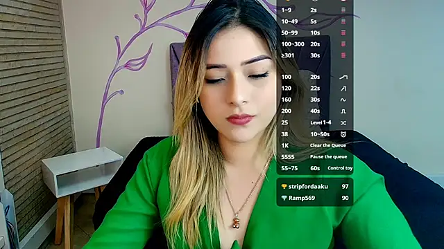 DahliaMoore online show from December 2024 03:22:01 PM