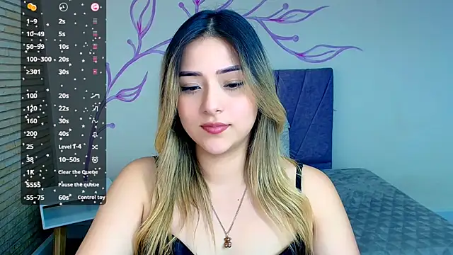 DahliaMoore online show from December 2024 03:39:01 PM
