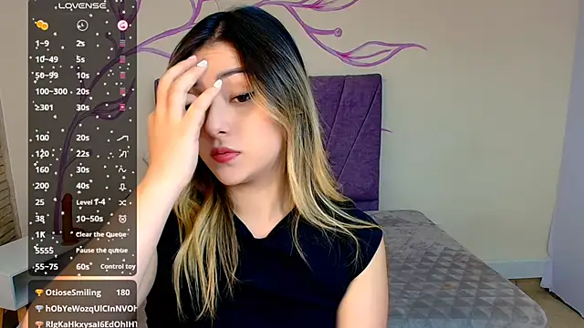 DahliaMoore online show from December 2024 06:39:01 AM