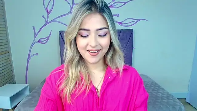 DahliaMoore online show from February 2025 08:10:01 PM