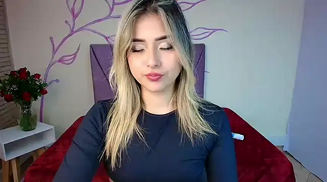 DahliaMoore online show from February 2025 10:48:02 PM
