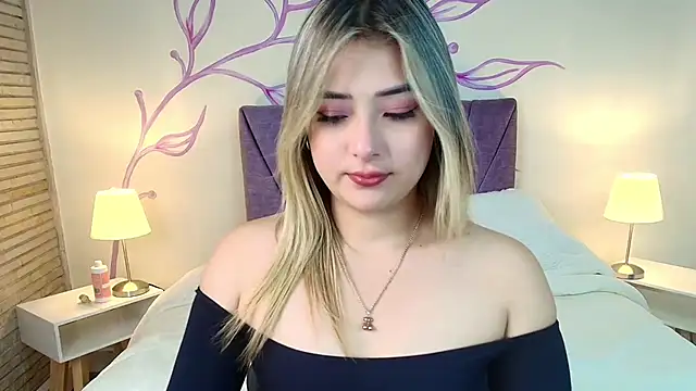 DahliaMoore online show from March 2025 08:22:01 PM