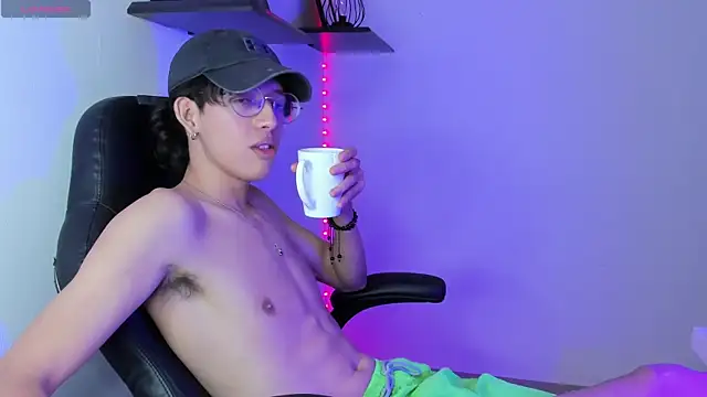 manu vera online show from February 2025 02:31:01 AM
