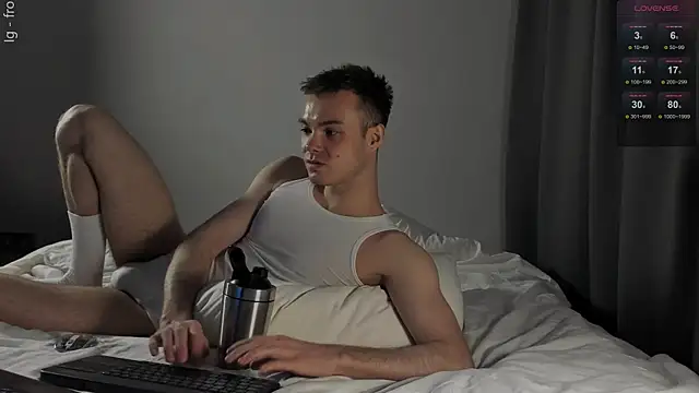 Snapshot of fromed chatting on December 2025 05:06:02 PM fromed online show from December 2025 05:06:02 PM