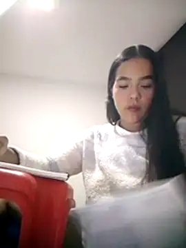 Snapshot of SweetFortuner chatting on November 2025 04:11:02 AM SweetFortuner online show from November 2025 04:11:02 AM