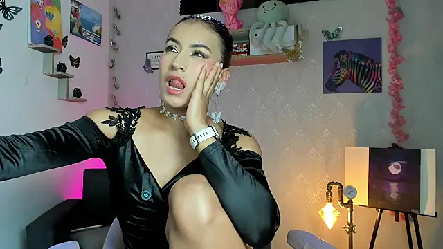 Alaia Love77 online show from September 2025 09:40:02 PM