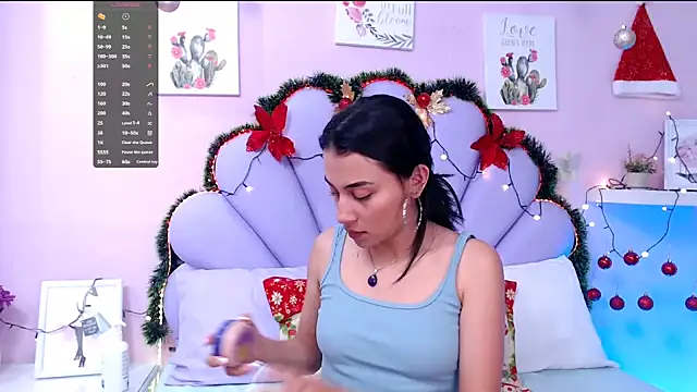 HannaPretthy online show from December 2024 06:58:02 PM