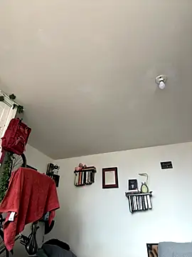 Snapshot of EemaHaruki chatting on October 2025 06:39:01 PM EemaHaruki online show from October 2025 06:39:01 PM