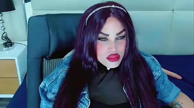 NathaliaCross online show from December 2024 02:11:02 PM