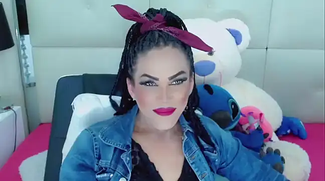 NathaliaCross online show from February 2025 08:00:02 PM