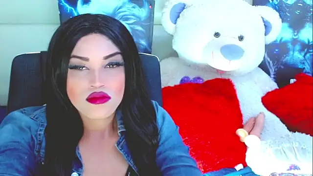NathaliaCross online show from September 2025 08:00:02 PM