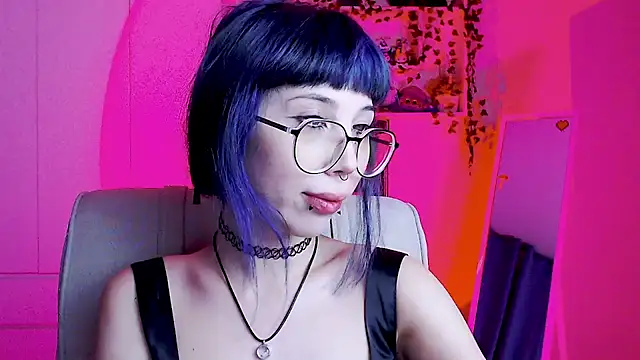 MoriHorri online show from December 2024 02:09:01 AM