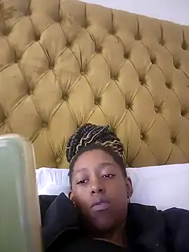 Snapshot of 02Boitybaby chatting on February 2025 01:44:01 PM 02Boitybaby online show from February 2025 01:44:01 PM