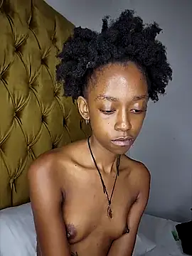 Snapshot of 02Boitybaby chatting on February 2025 04:26:02 PM 02Boitybaby online show from February 2025 04:26:02 PM