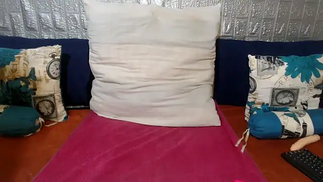 DiamondLuv29 online show from January 2025 09:06:01 AM