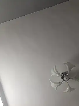 Snapshot of Lana-Gross chatting on October 2025 03:31:02 PM Lana-Gross online show from October 2025 03:31:02 PM