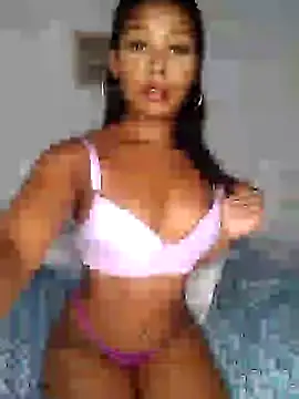 Bia Freire online show from January 2025 05:02:02 PM