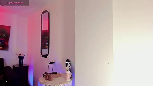 Venus R0se online show from November 2025 11:49:02 AM