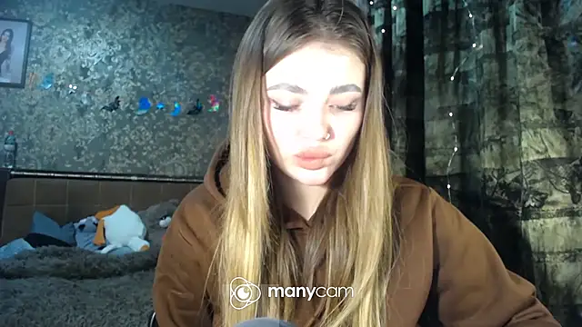 BonnyShy online show from November 2025 12:27:02 PM