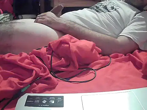 Snapshot of Lolosalvage83 chatting on March 2025 12:44:02 PM Lolosalvage83 online show from March 2025 12:44:02 PM