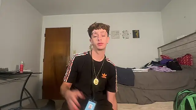 Snapshot of twentywithafelonyy chatting on September 2025 04:34:01 PM twentywithafelonyy online show from September 2025 04:34:01 PM