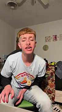 Snapshot of twentywithafelonyy chatting on November 2025 11:14:02 PM twentywithafelonyy online show from November 2025 11:14:02 PM