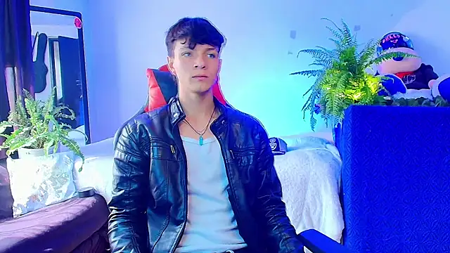 twink sebas  online show from October 2025 02:28:01 PM