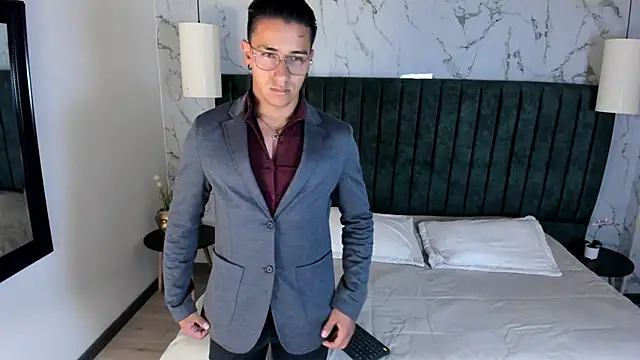 Andy Joy  online show from September 2025 11:58:01 AM