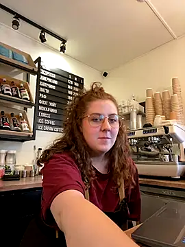 Snapshot of cinnabon_ chatting on September 2025 01:59:02 PM cinnabon online show from September 2025 01:59:02 PM