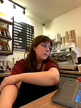 Snapshot of cinnabon_ chatting on October 2025 01:22:01 PM cinnabon online show from October 2025 01:22:01 PM