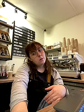 Snapshot of cinnabon_ chatting on October 2025 08:53:01 AM cinnabon online show from October 2025 08:53:01 AM