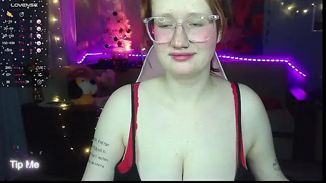 KrisTyBooBsin online show from December 2024 02:16:01 PM