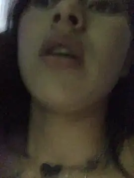 Snapshot of emily_22x chatting on January 2025 12:25:01 AM emily 22x online show from January 2025 12:25:01 AM