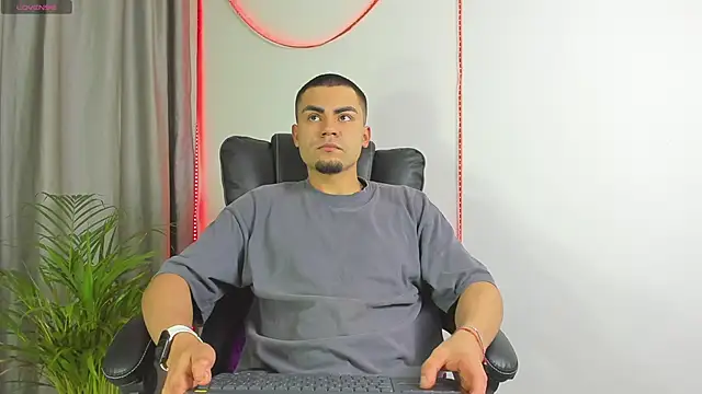 kalivan voinesscu online show from October 2025 07:52:02 AM