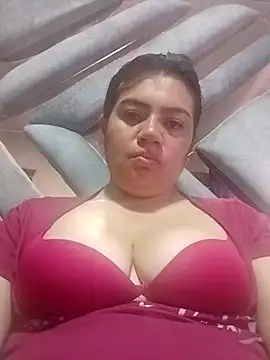 Snapshot of naughty-sharlot chatting on January 2025 11:43:02 AM naughty-sharlot online show from January 2025 11:43:02 AM