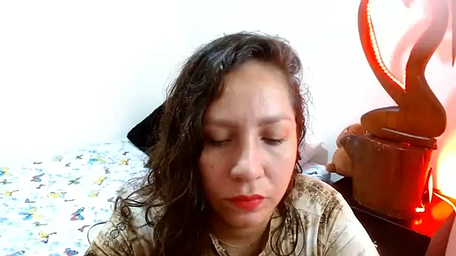 Snapshot of naihroby chatting on December 2024 09:58:02 PM naihroby online show from December 2024 09:58:02 PM