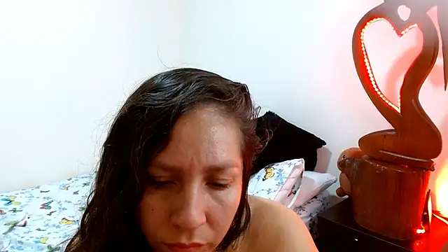 Snapshot of naihroby chatting on December 2024 07:31:01 AM naihroby online show from December 2024 07:31:01 AM