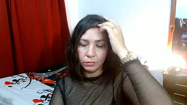 Snapshot of naihroby chatting on February 2025 03:25:02 AM naihroby online show from February 2025 03:25:02 AM